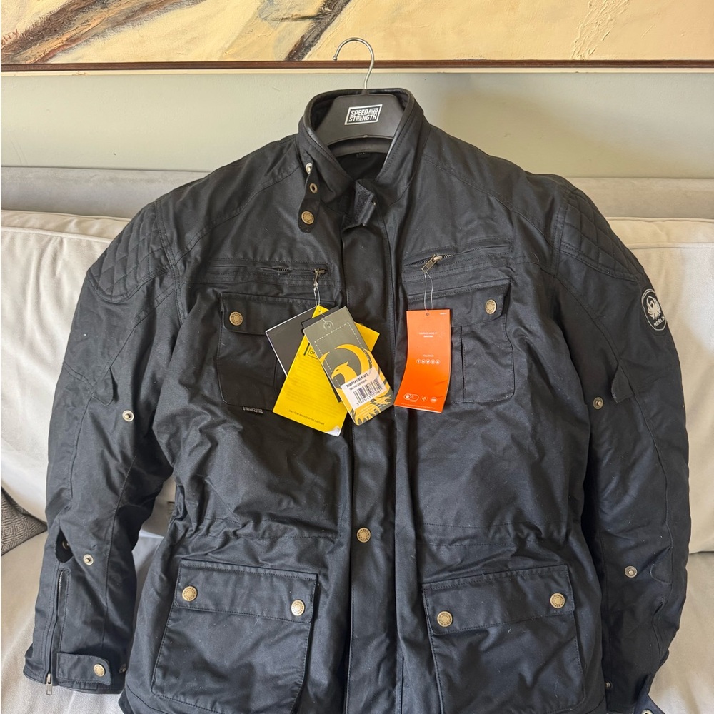 Merlin Yoxall ll Wax Riding Jacket